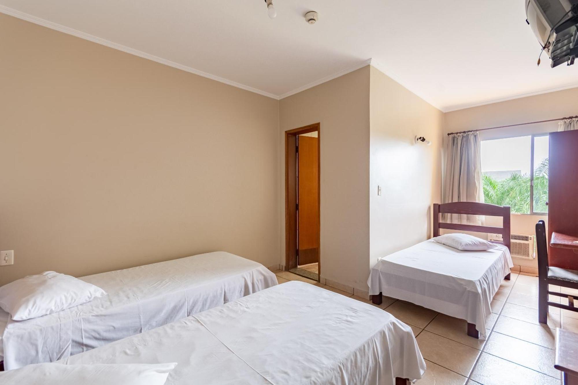Oyo Hotel Vila Rica, Ribeirão Preto Екстериор снимка